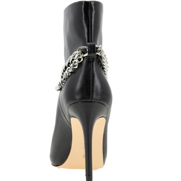 NEW BCBG Hardia Chain Strap Biker Heel Booties Boots Chic and Trendy Size 7 $169 - Picture 3 of 3